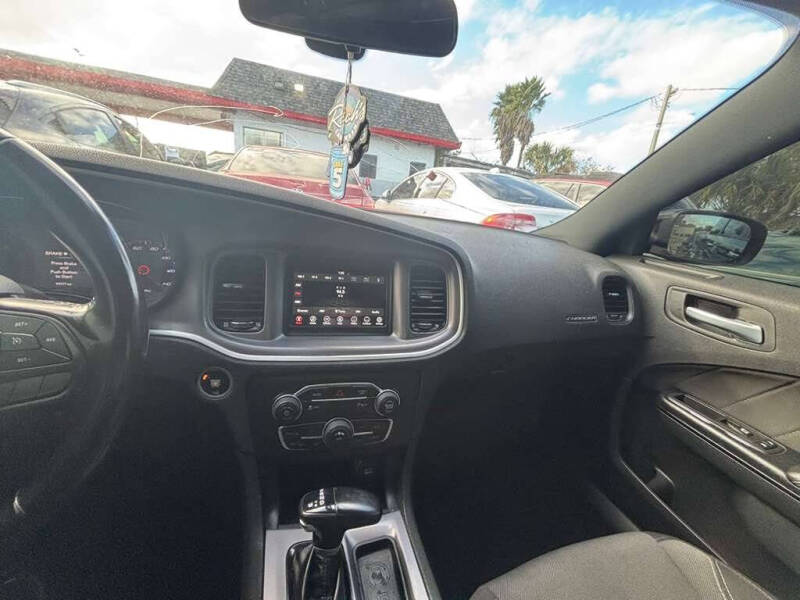 2022 Dodge Charger SXT