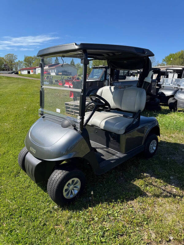 2020 E-Z-GO RXV ELiTE