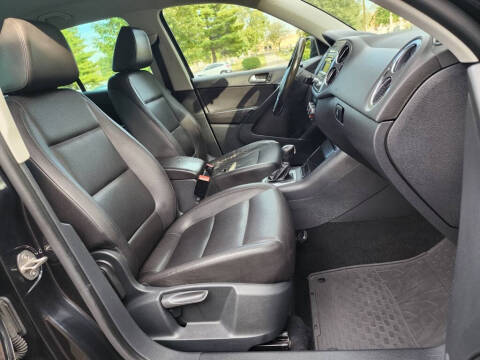 2014 Volkswagen Tiguan S 4Motion