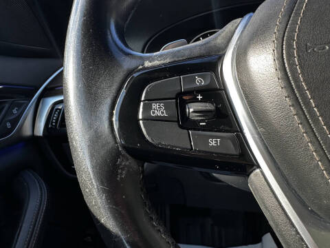 2019 BMW 5 Series 530i