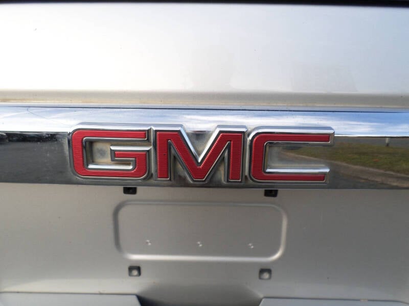 2016 GMC Yukon Denali photo 39