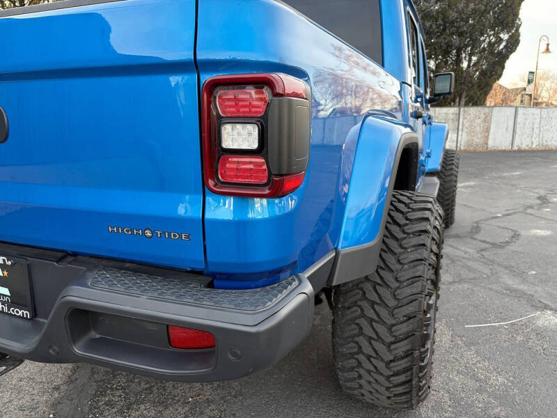2025 Jeep Gladiator High Tide