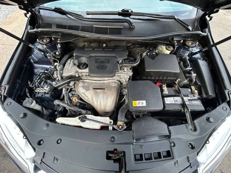 2017 Toyota Camry LE