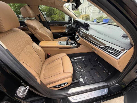 2016 BMW 7 Series 740i