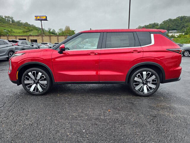 2025 Mitsubishi Outlander SE