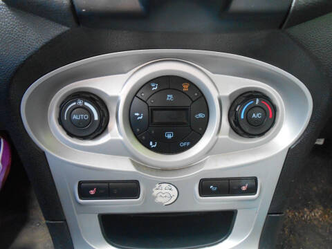 2014 Ford Fiesta SE