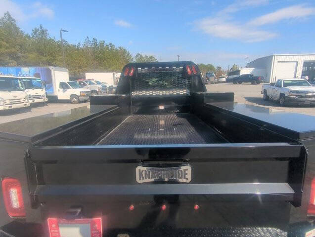 2025 Chevrolet Silverado 3500HD CC Work Truck