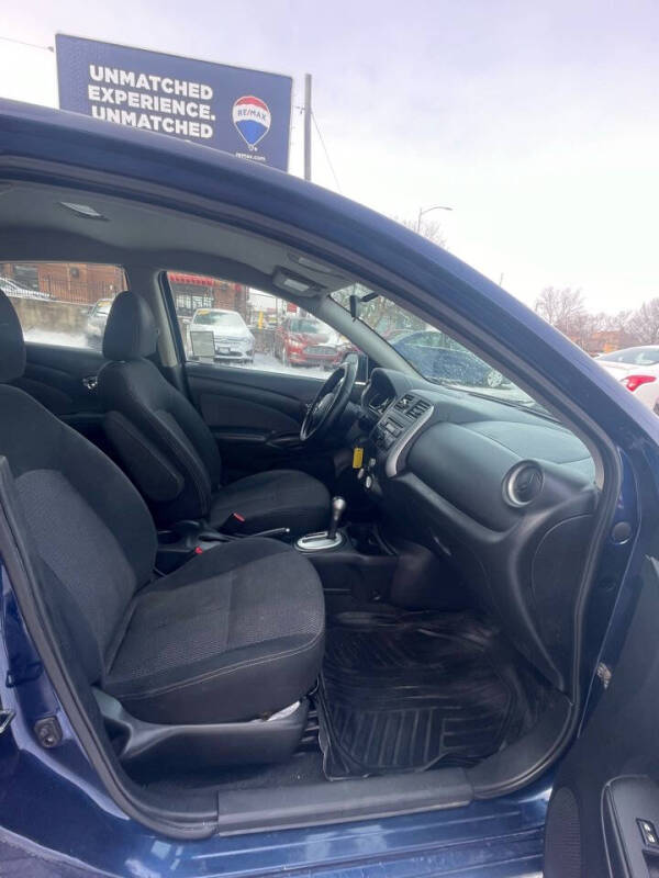 2014 Nissan Versa 1.6 SV