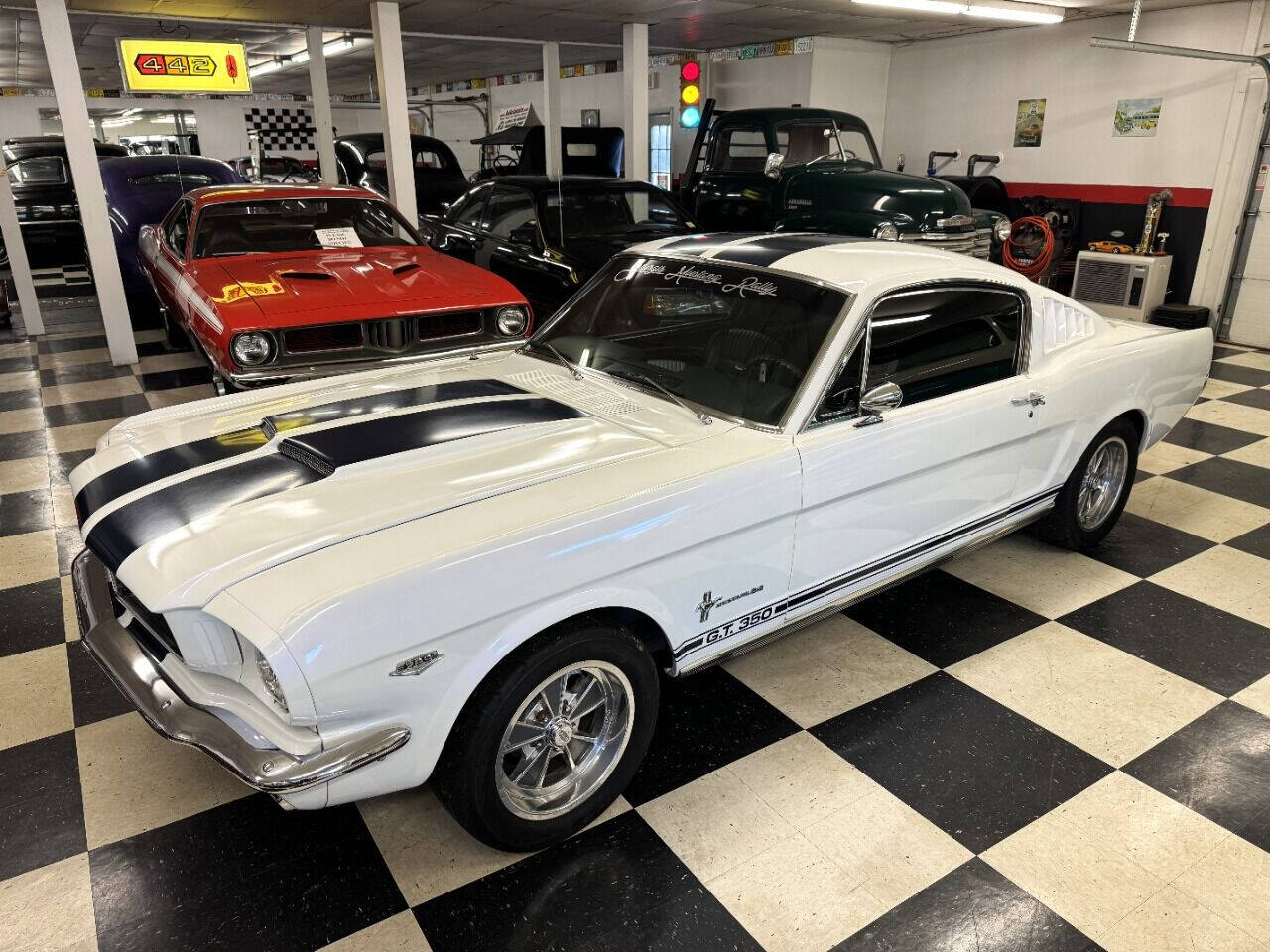 1965 Ford Mustang 10