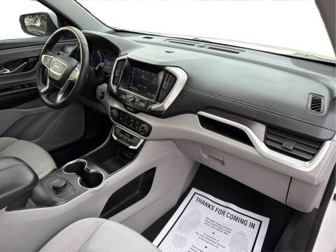 2022 GMC Terrain SLE