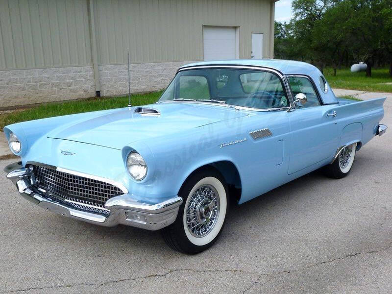 1957 Ford Thunderbird