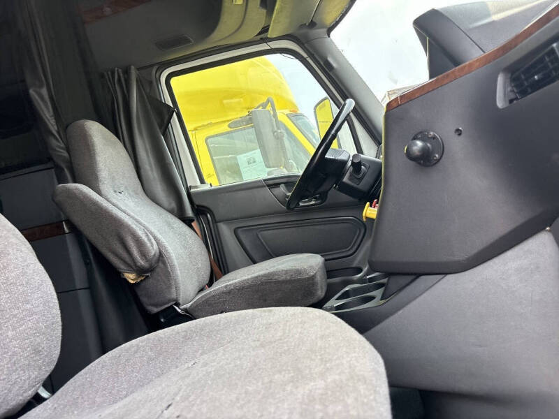 2019 International LT625