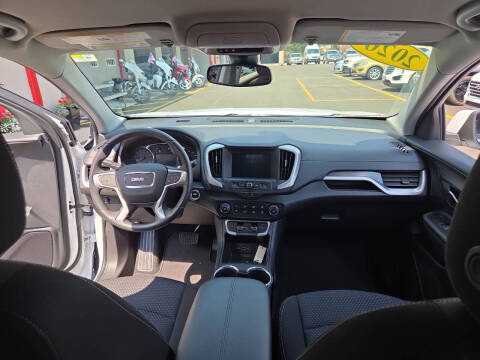 2022 GMC Terrain SLE