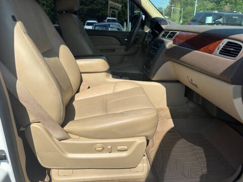 2010 GMC Yukon XL SLT