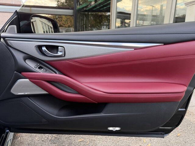 2018 Infiniti Q60 Red Sport 400