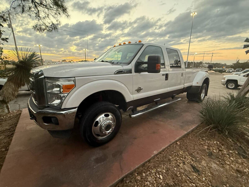 2015 Ford F-350 Super Duty Lariat photo 7