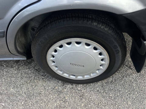 1989 Toyota Corolla LE