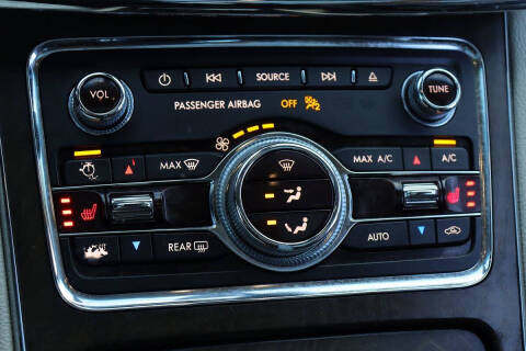 2018 Lincoln Continental Select