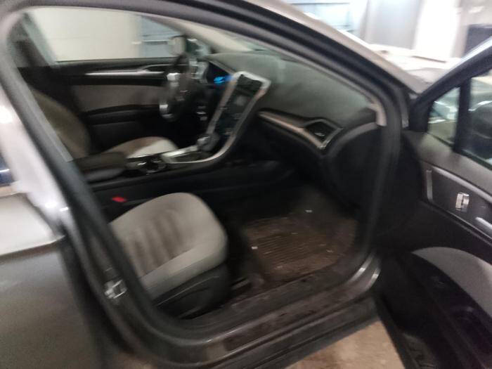 2014 Ford Fusion S