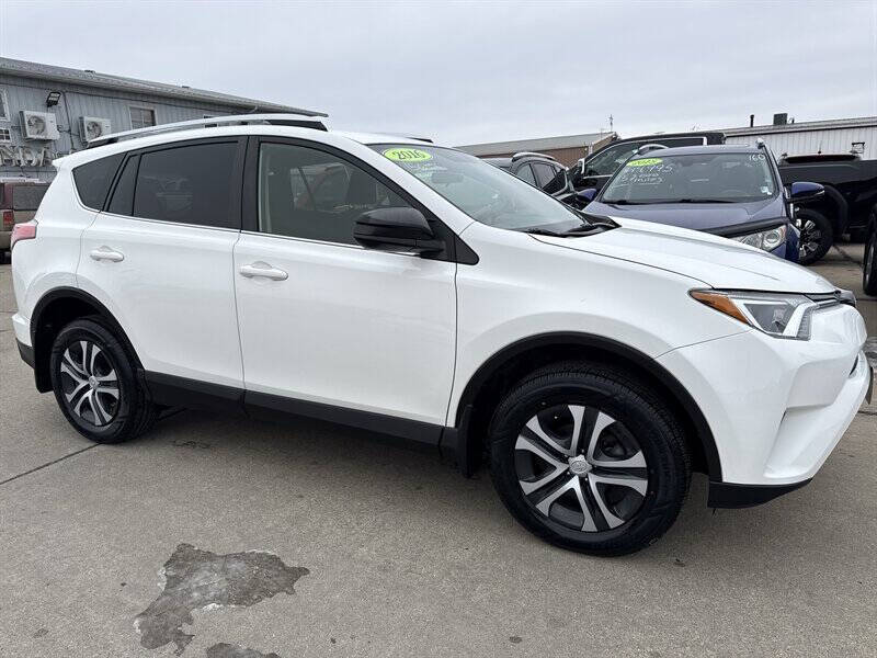 2016 Toyota RAV4 LE