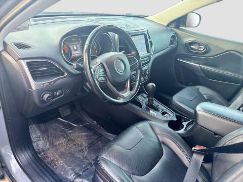 2021 Jeep Cherokee Latitude Lux