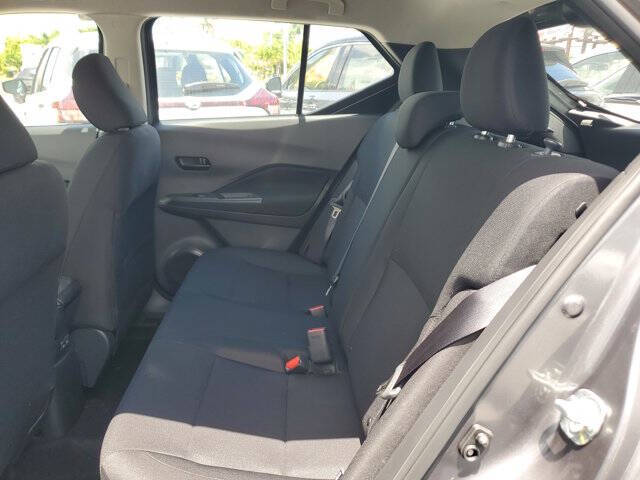 2025 Nissan Kicks Play S