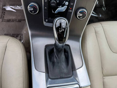 2015 Volvo S60 T5 Premier