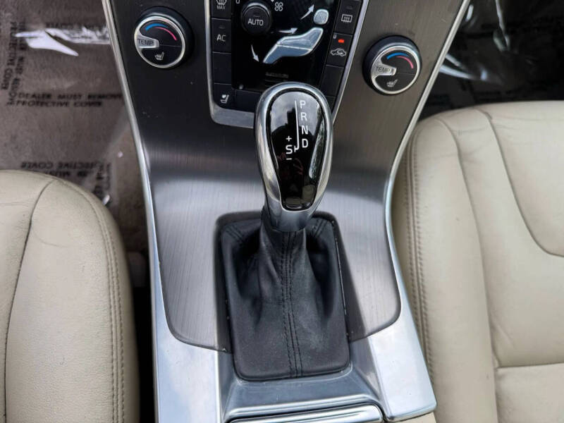 2015 Volvo S60 T5 Premier