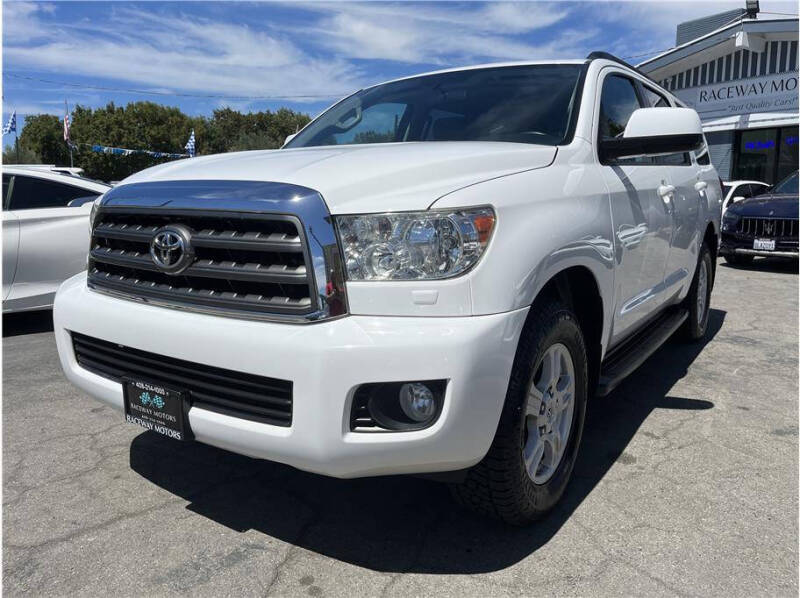 2016 Toyota Sequoia SR5