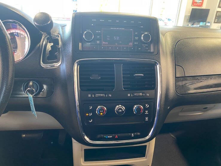 2014 Dodge Grand Caravan SE