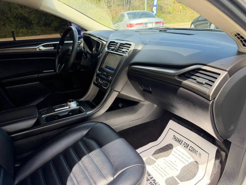 2020 Ford Fusion SEL