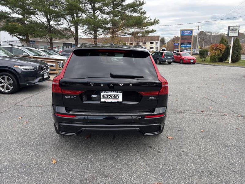 2024 Volvo XC60 B5 Plus Dark Theme