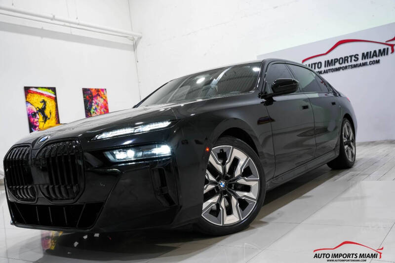 2023 BMW 7 Series 740i