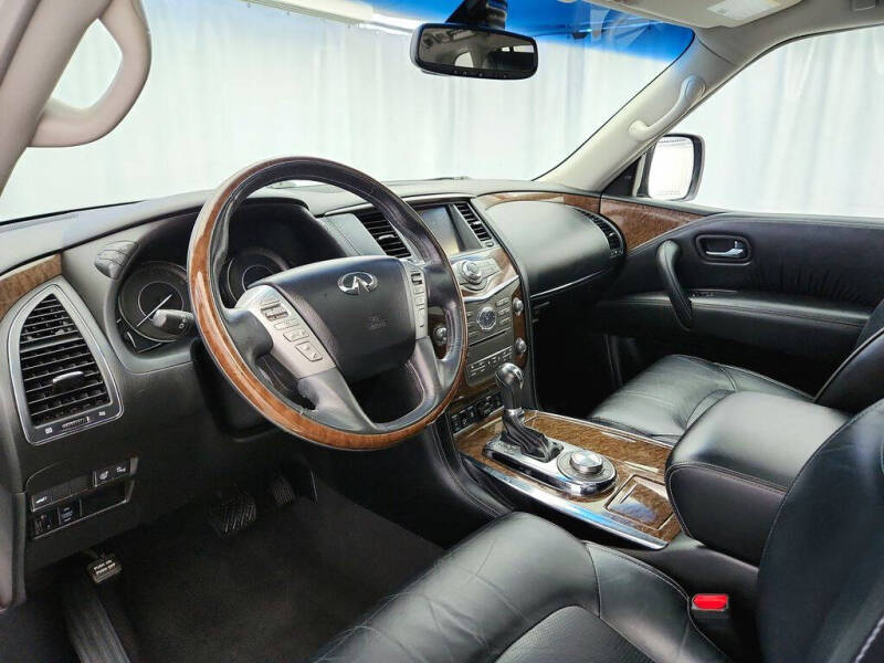 2015 Infiniti QX80