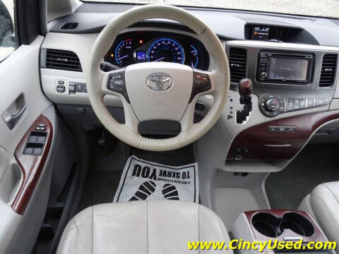 2014 Toyota Sienna XLE 8-Passenger