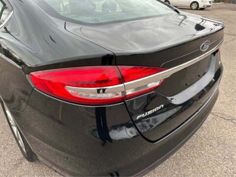 2017 Ford Fusion SE