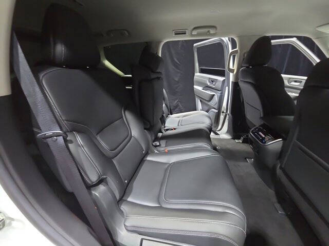 2025 Nissan Armada SV