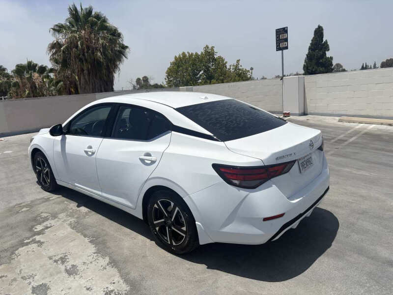 2024 Nissan Sentra SV
