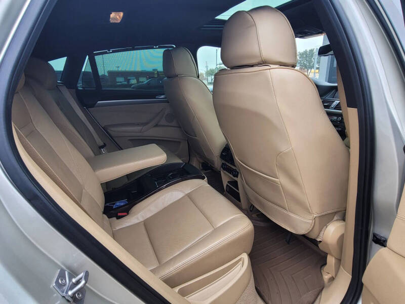 2012 BMW X6 xDrive50i