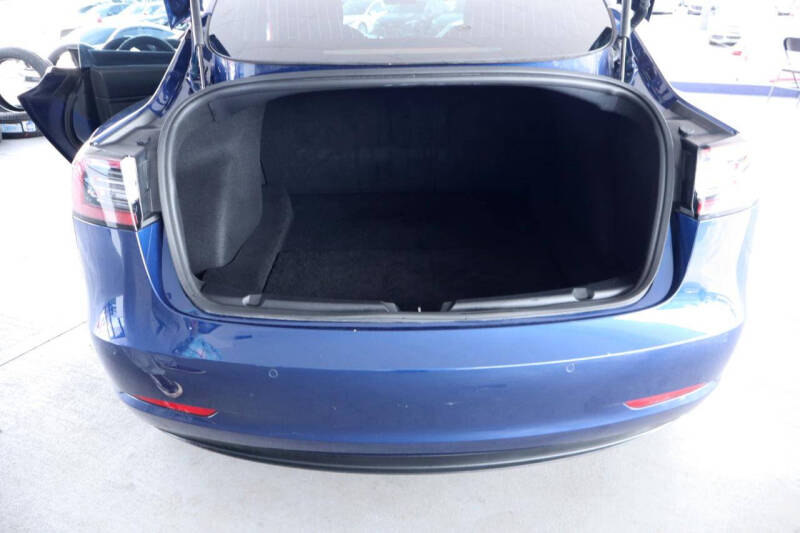 2019 Tesla Model 3 Performance