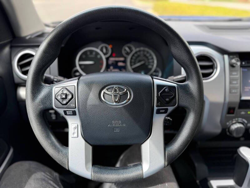 2015 Toyota Tundra SR