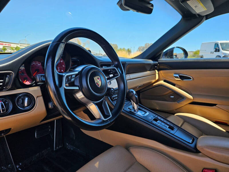 2018 Porsche 911