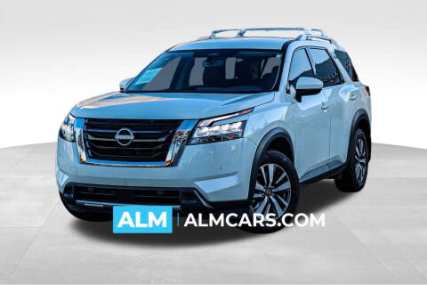 2024 Nissan Pathfinder SL