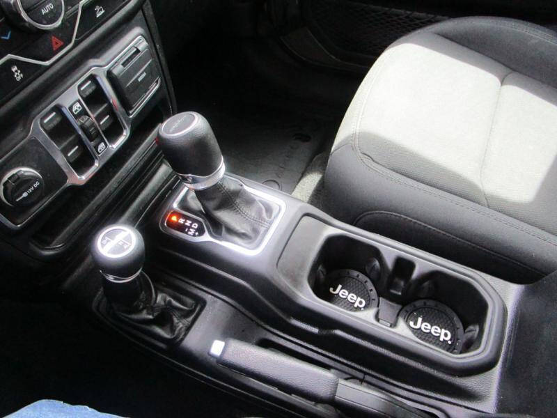 2021 Jeep Gladiator Sport