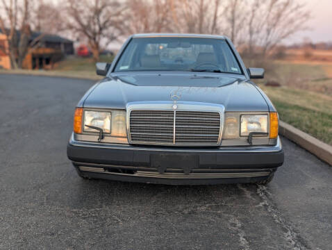 1991 Mercedes-Benz 300-Class 300 E