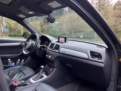 2017 Audi Q3 2.0T quattro Premium