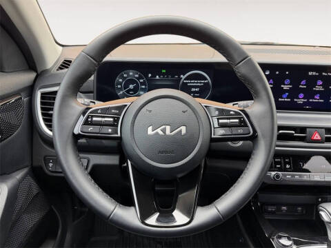 2024 Kia Seltos EX