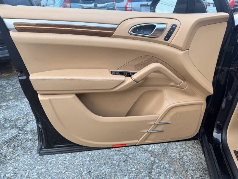 2017 Porsche Cayenne S