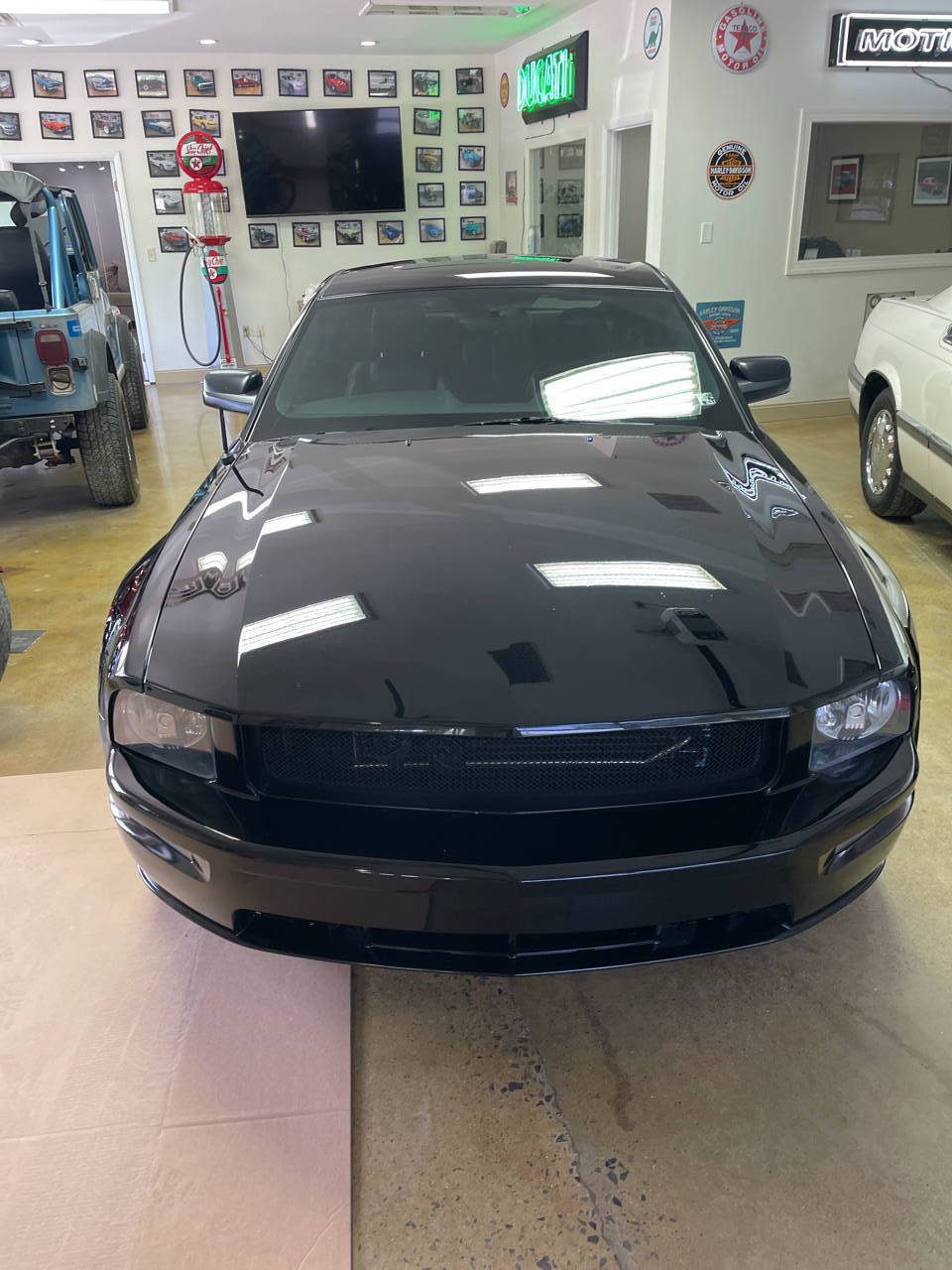 2008 Ford Mustang 3