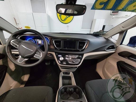 2019 Chrysler Pacifica Touring Plus